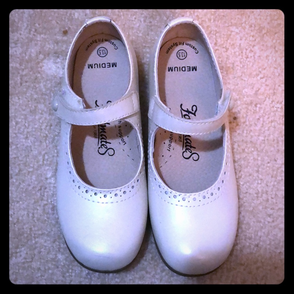 Girl’s dress shoes for sale!